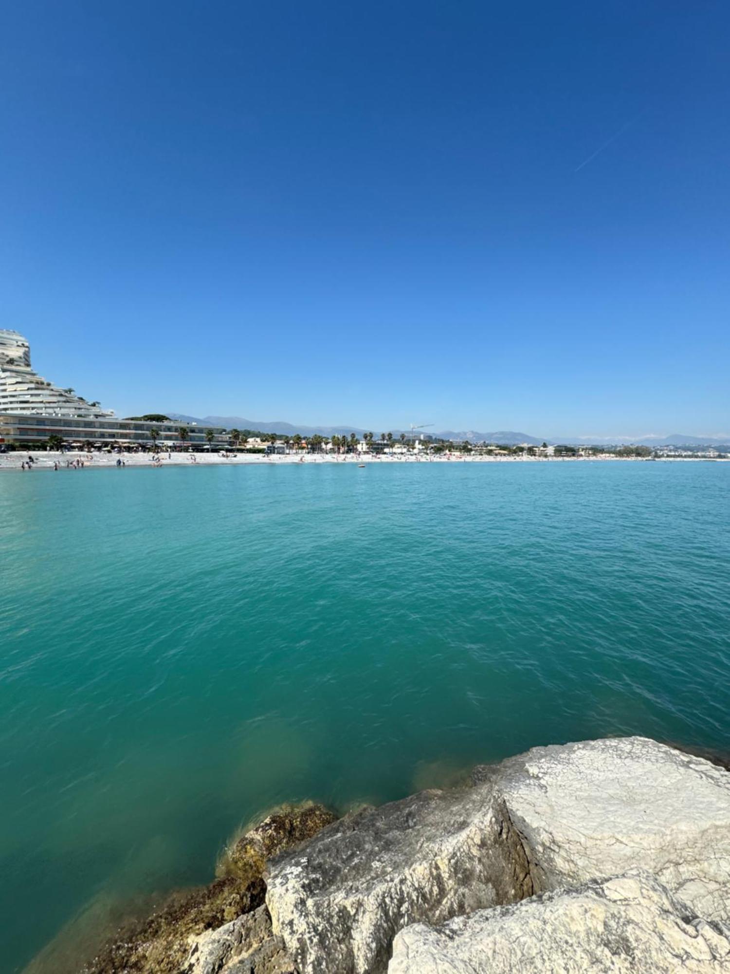 Appartemment Vue Mer Et Piscine Villeneuve-Loubet Esterno foto
